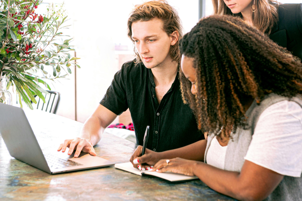 dekoratives Bild zur Seite Fort- & Weiterbildung